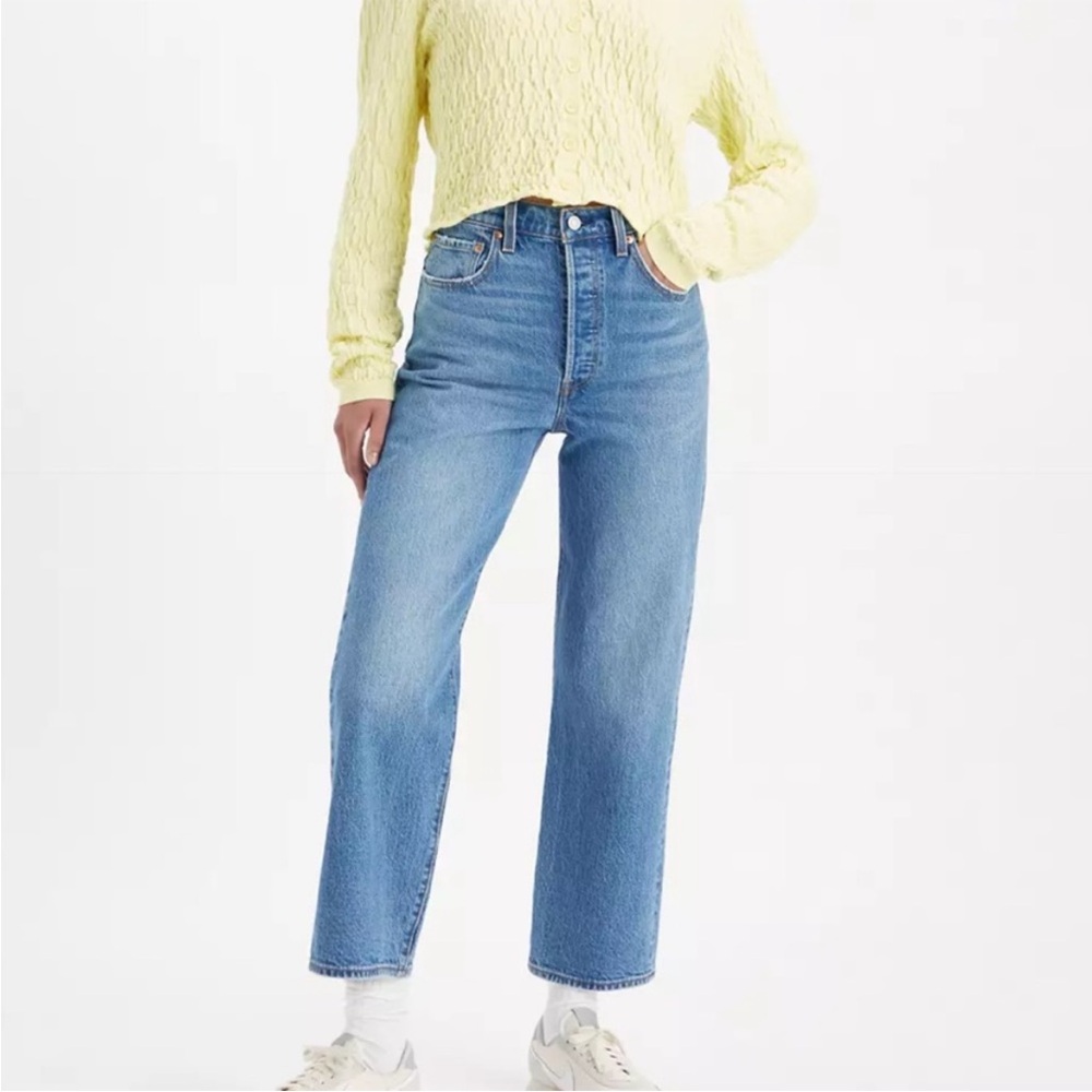 Levi’s Ribcage Straight Ankle Jean 28 medium blue